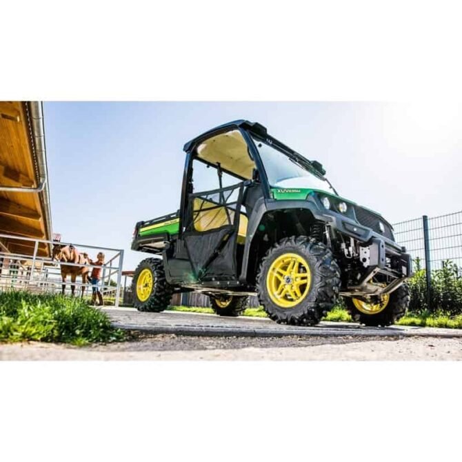 GATOR JOHN DEERE XUV835M ESSENCE 812 CM³ – Image 2